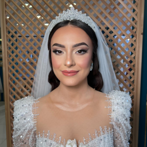 Yeliz Yeşim Makeup
