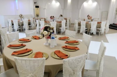 Saloon İnci