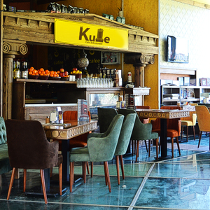 Cafe Kule & Restaurant