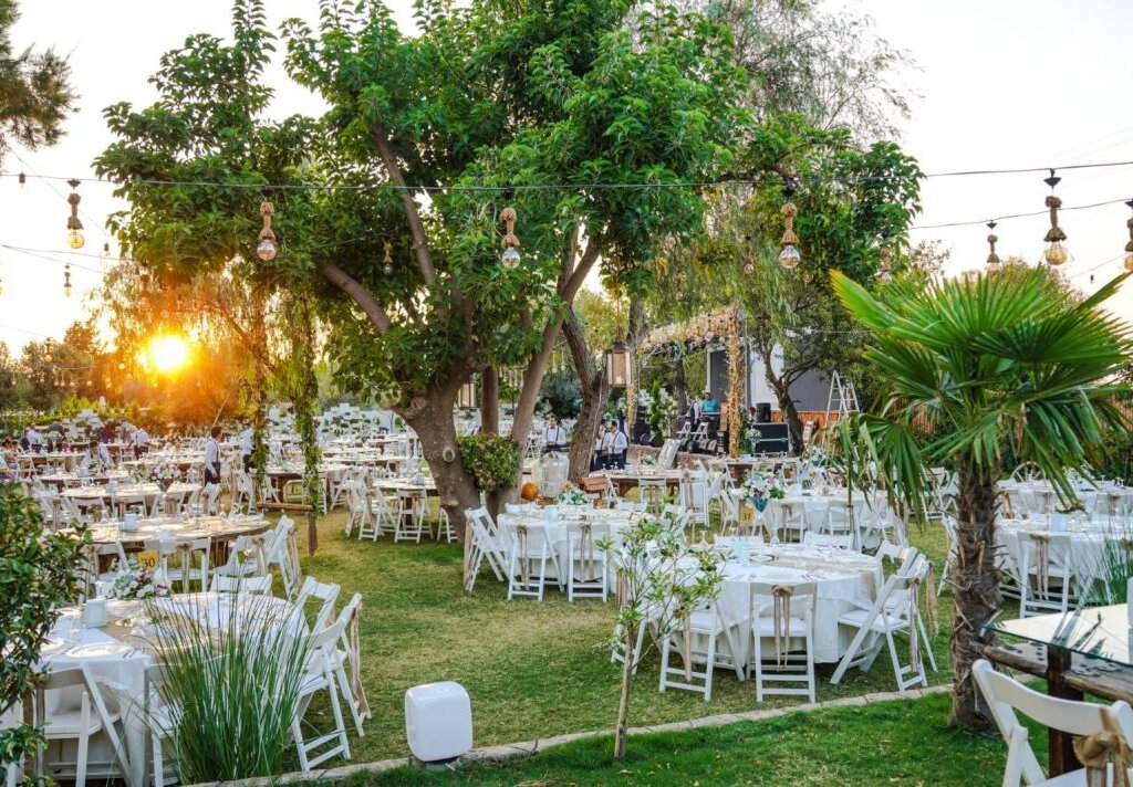 her zevke ve bütçeye uygun en i̇yi i̇nciraltı düğün salonları