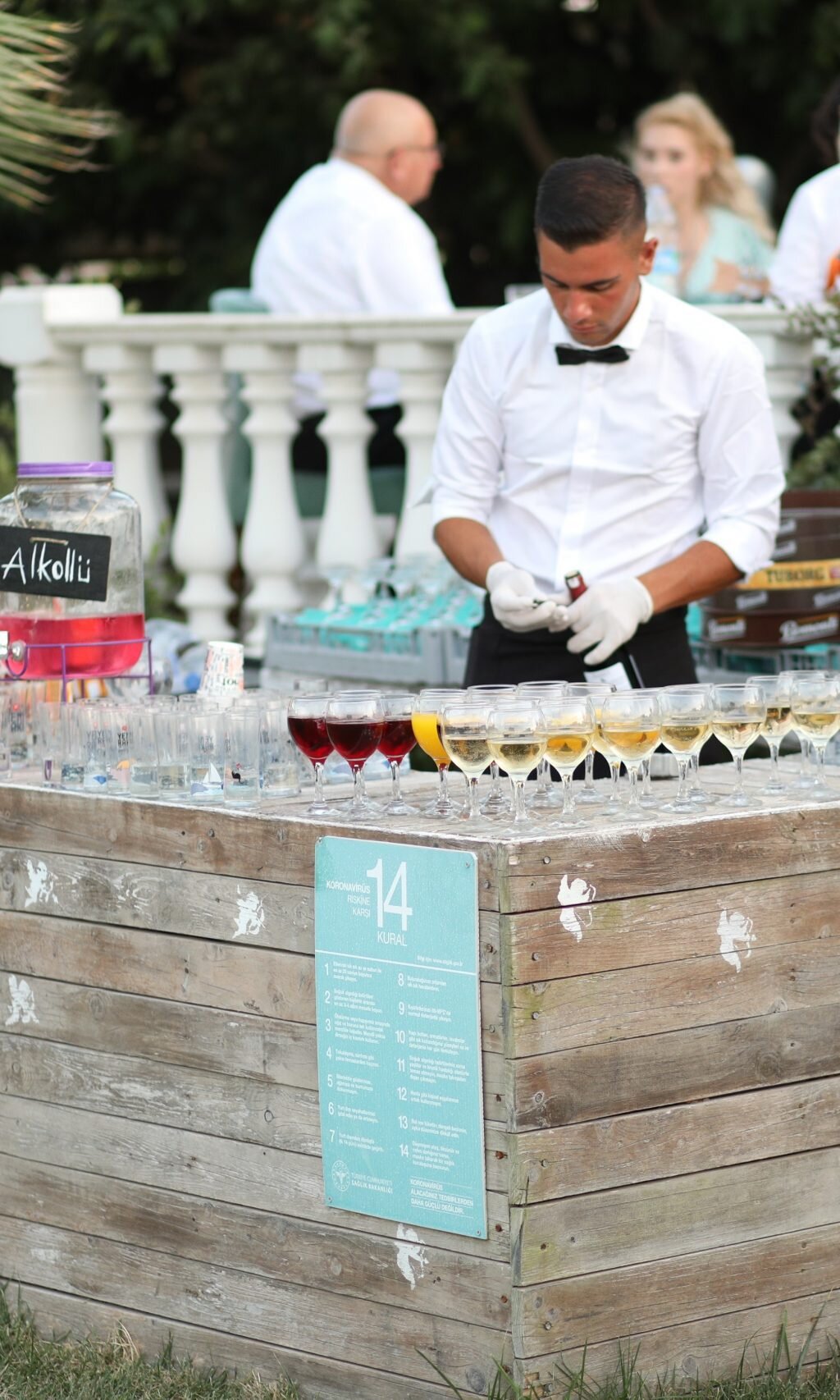 violet wedding & events