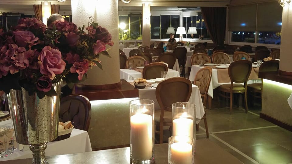 süslü sahne kalamış