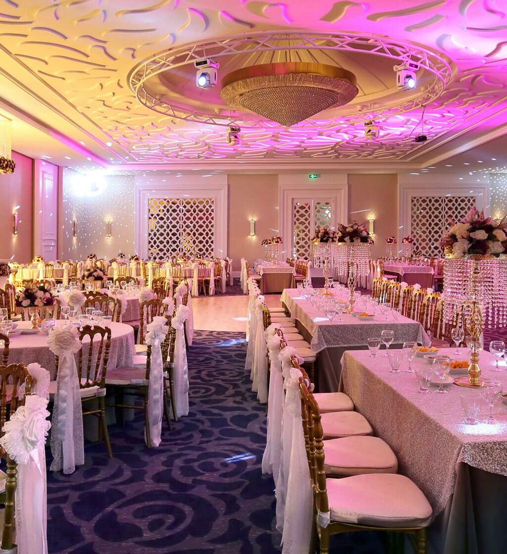 queen wedding convention hall