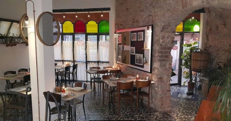 agora meyhanesi 1890