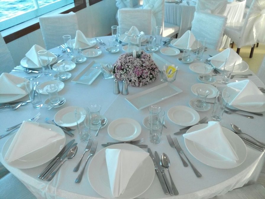 uçarsu gezi tekneleri