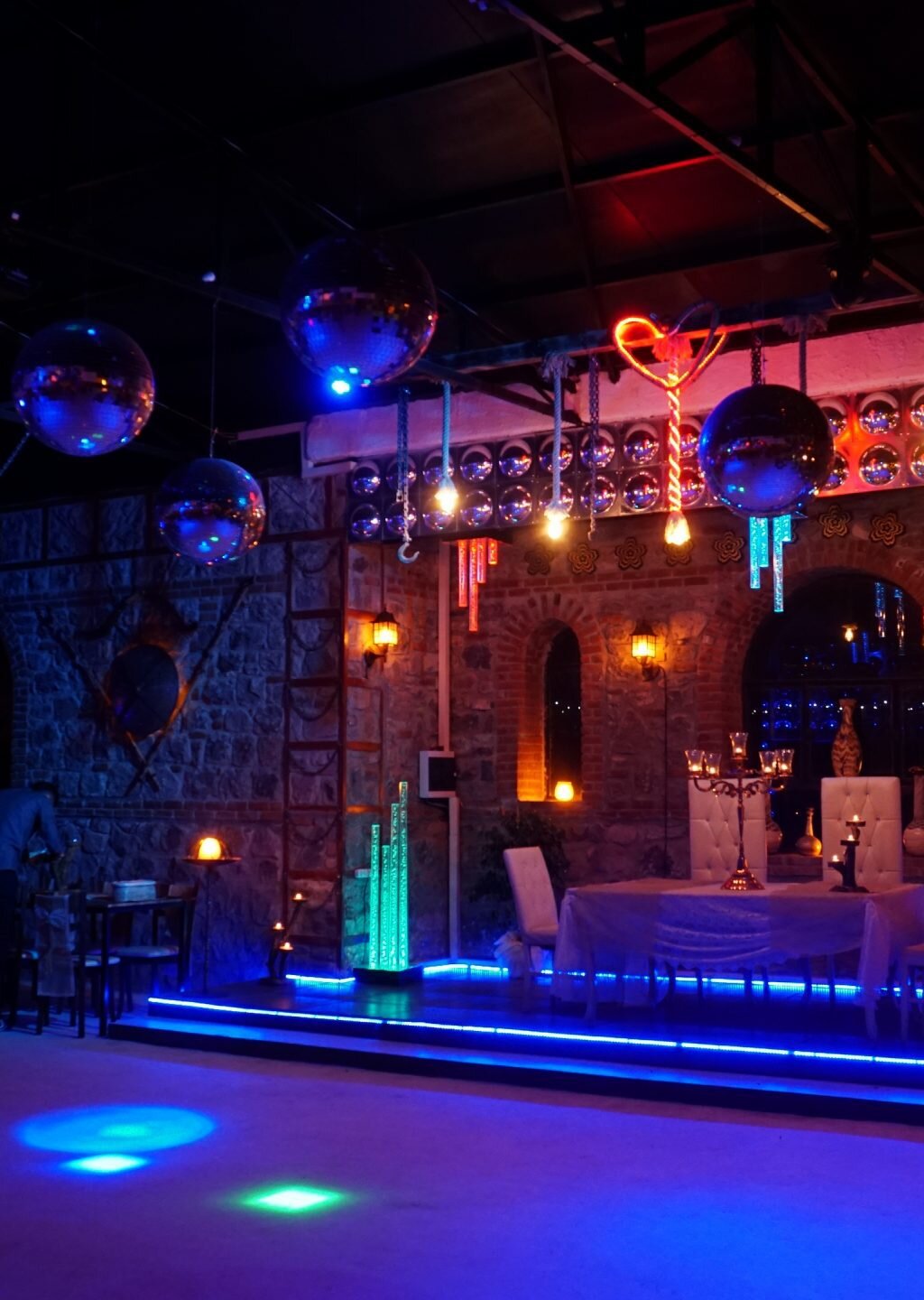 toy han bizim bahçe bayraklı