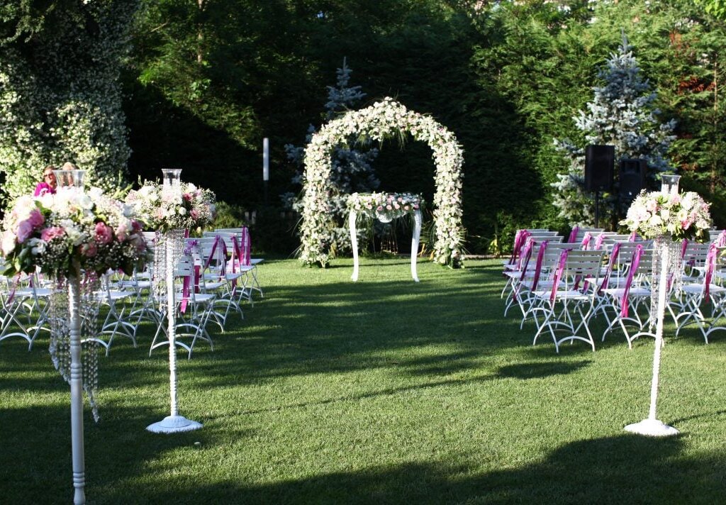 Ada Kanlıca Baro Bahçe