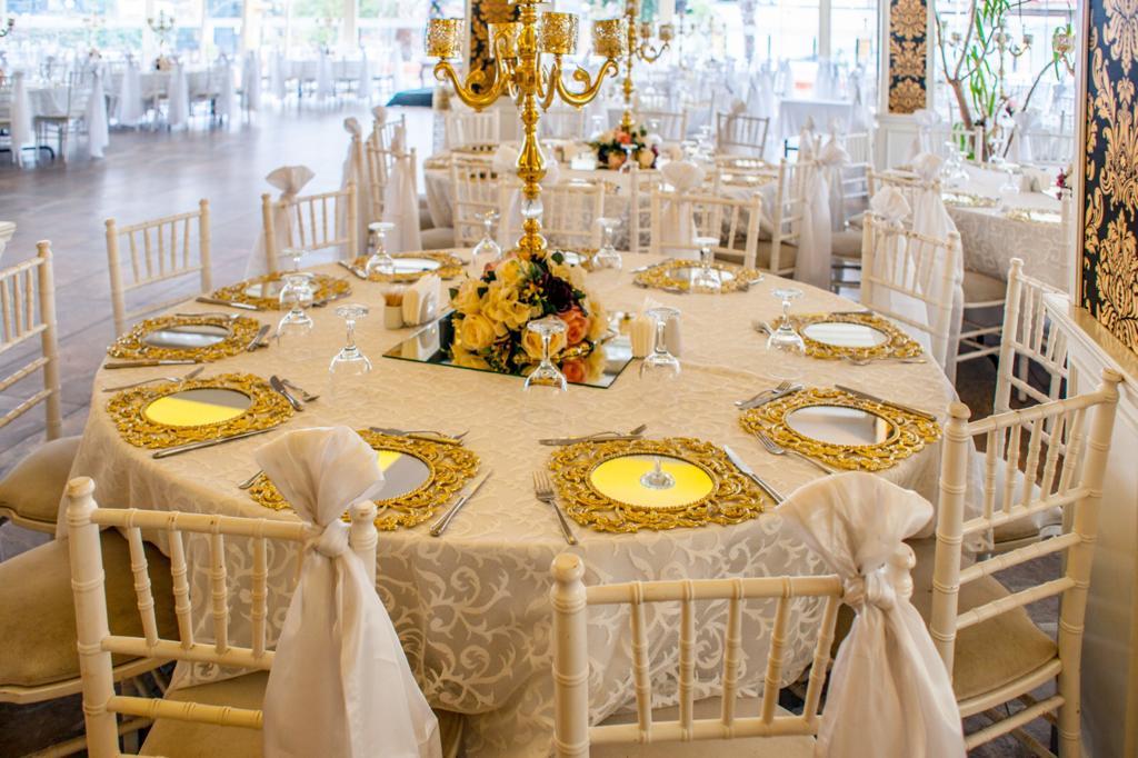 adli-restaurant_TtvYH9qH