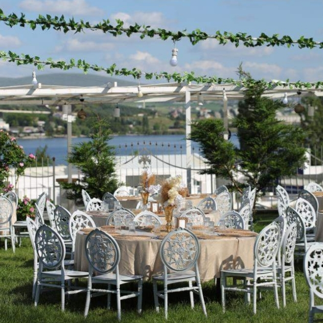 Göl Seyir Gölbaşı Kır Bahçesi ve
Balo