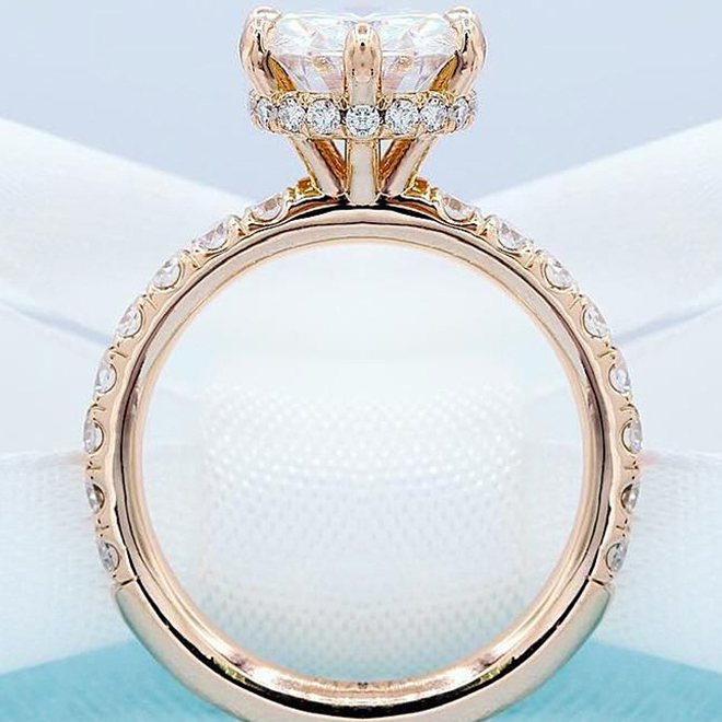 Aslan Gelinlerine Göre Tektaş
Modelleri