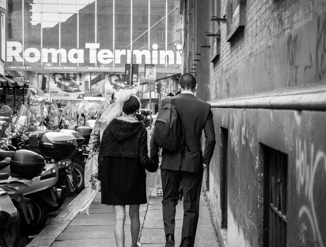 Saçımı ve makyajımı kendim yaptım.