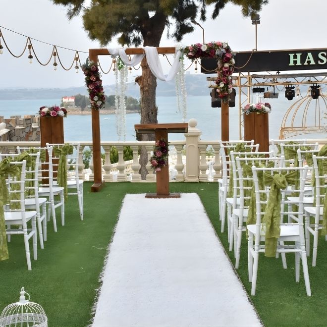 Beyaz Saray Hasbahçe Antikkent
Havuzbaşı