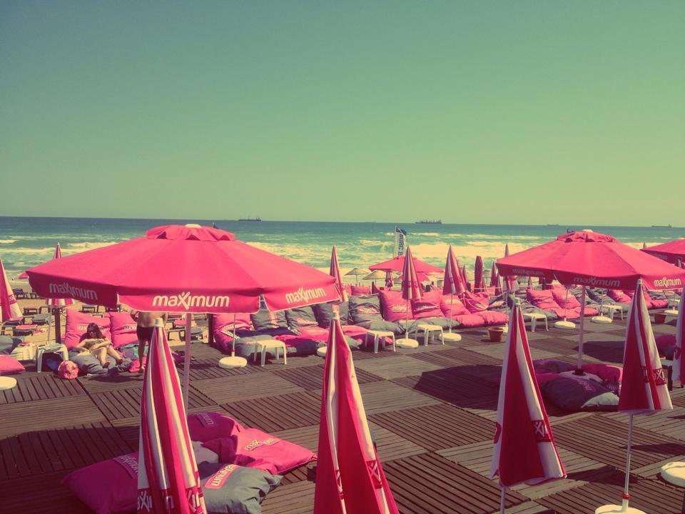 burc-beach-kilyos_Lm8DCrO5