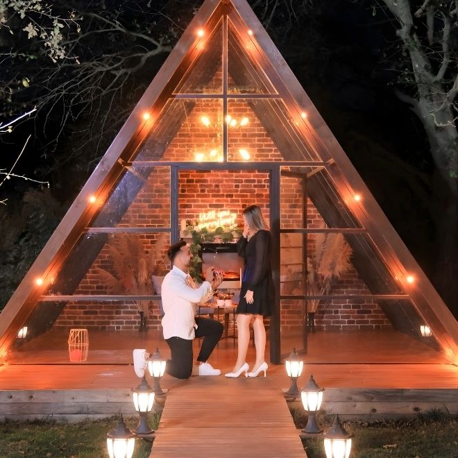 Eğlenceli Bungalov Evlilik
Teklifi