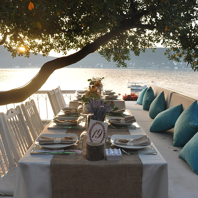 i̇stanbul'un deniz manzaralı düğün mekanları