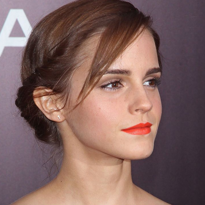 kalp yüz şekline göre gelin saçı