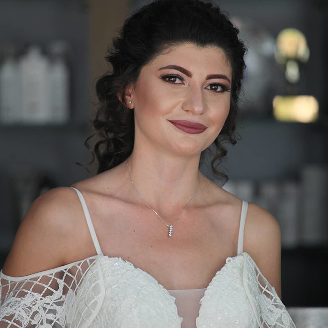 Eren Yılmaz Kuaför Ve Güzellik Merkezi