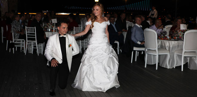 las vegas’ın göz kamaştırıcı işıkları altında “evet!”: günel & ersin