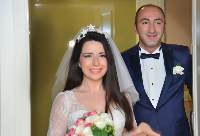 şimdi ellerinizi, ellerinizle de kalplerinizi birleştirin: ezgi ve nedim!