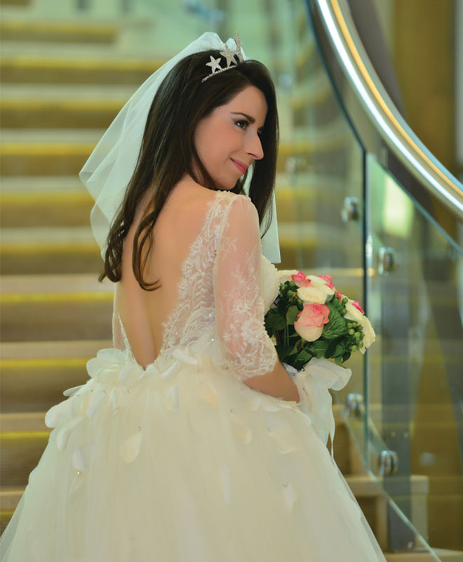 şimdi ellerinizi, ellerinizle de kalplerinizi birleştirin: ezgi ve nedim!