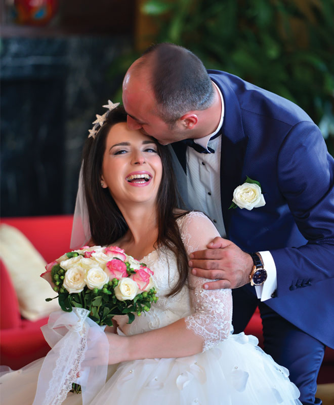 şimdi ellerinizi, ellerinizle de kalplerinizi birleştirin: ezgi ve nedim!