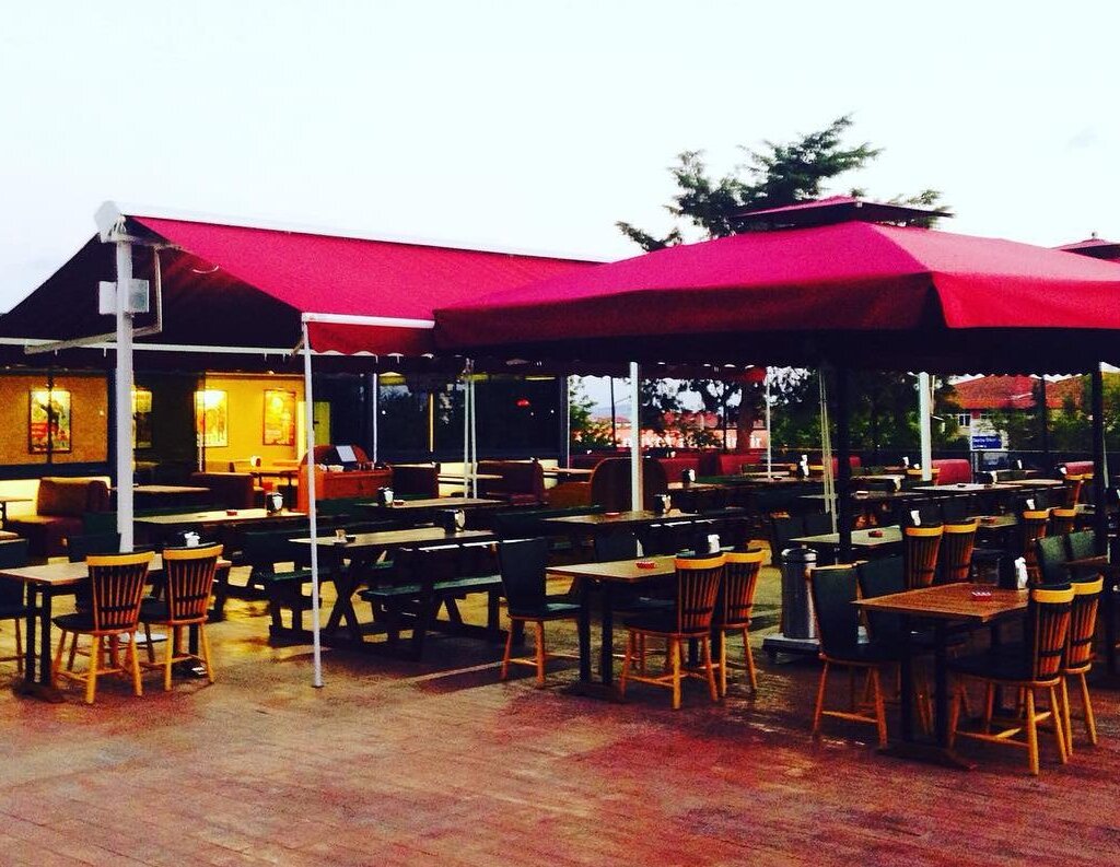 antrakt cafe restaurant