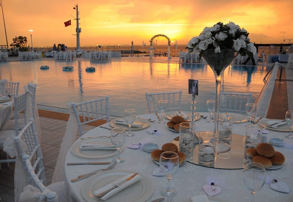 Fenerbahçe Düğün Mekanları- Fiyatları ve Öneriler