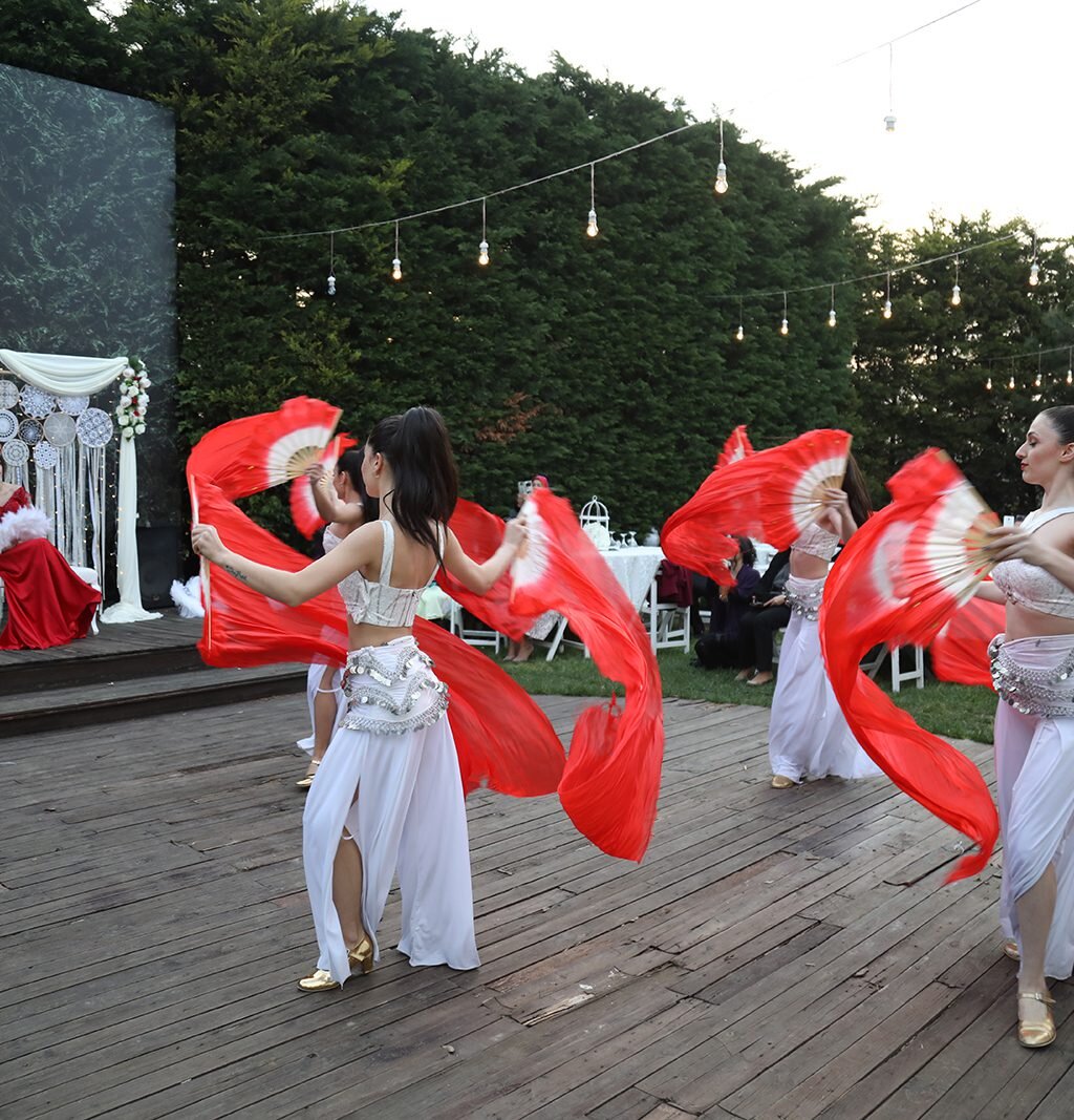 feyzikeyf-garden_uQhRlwr9