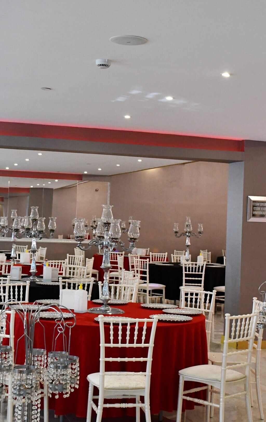 onurum davet i̇nci salon