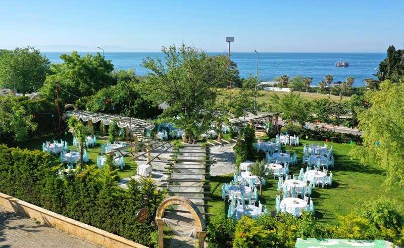 huzur-bahcesi-dut-garden