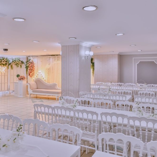 Pırlanta Organizasyon ve Kına
Salonu