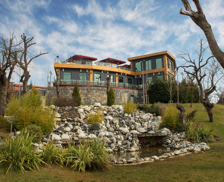 i̇spinoz restaurant & cafe