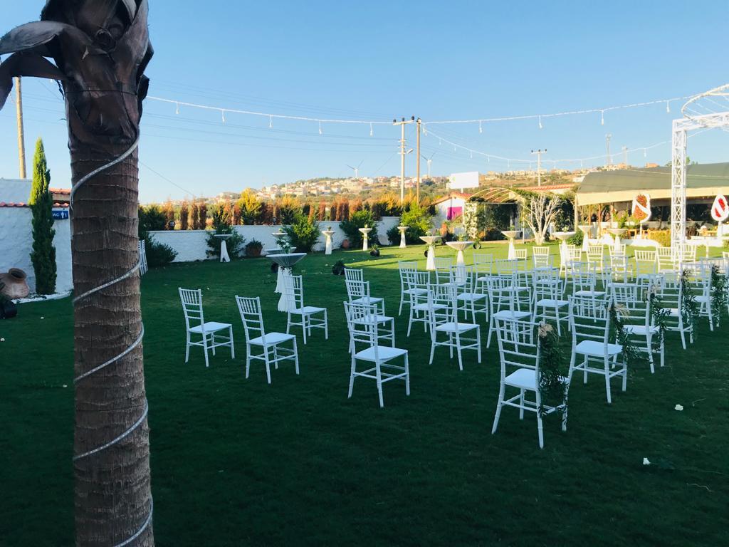 enginar çiçeği kır düğünü