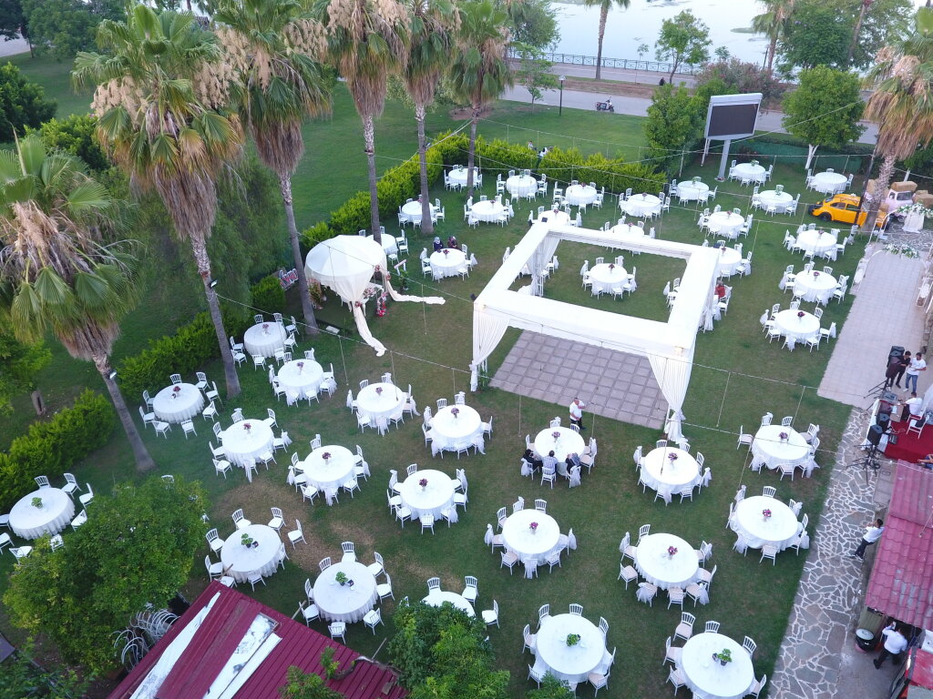 komshu-restaurant-ve-kir-dugunu