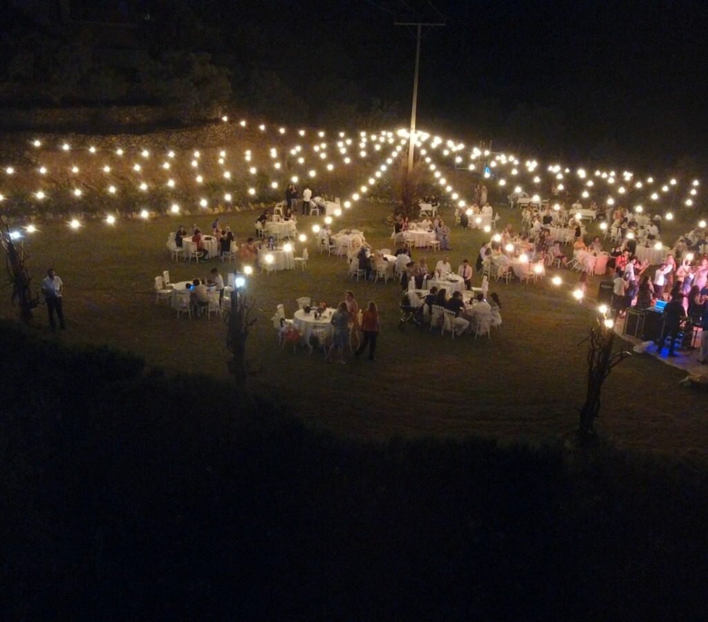 lindos-garden_5Mf27t9B