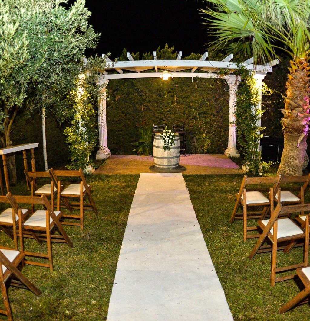 violet wedding & events