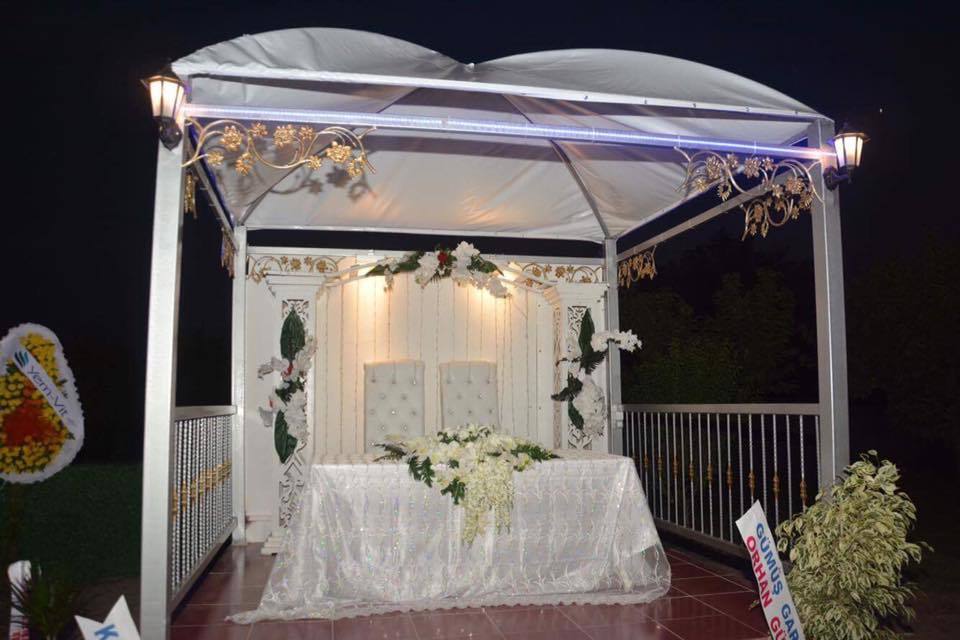 gümüş garden kır düğünü