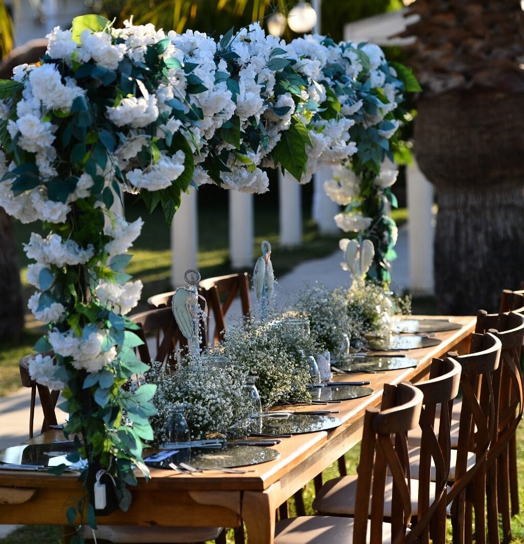 violet wedding & events