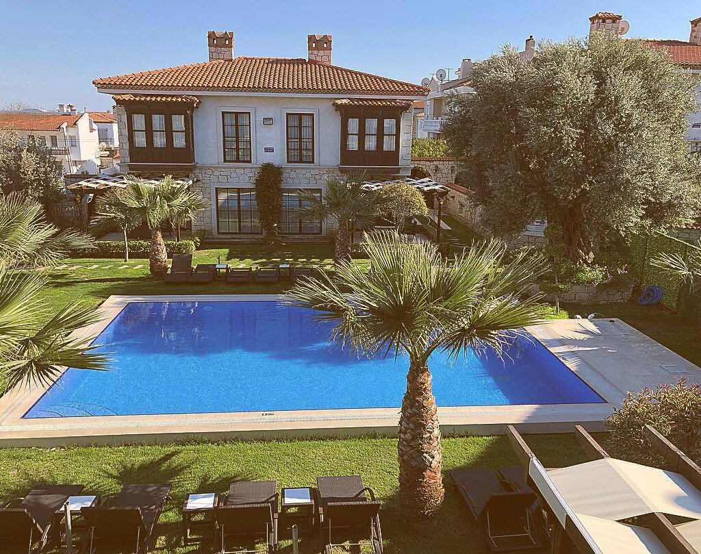 reyhan hanım konakları alaçatı