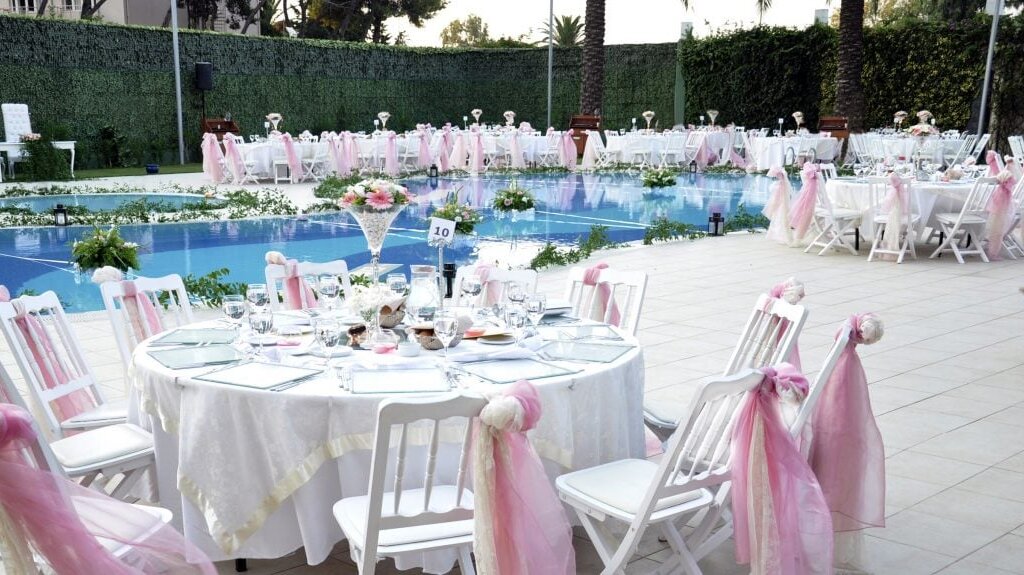 her zevke ve bütçeye uygun en i̇yi i̇nciraltı düğün salonları