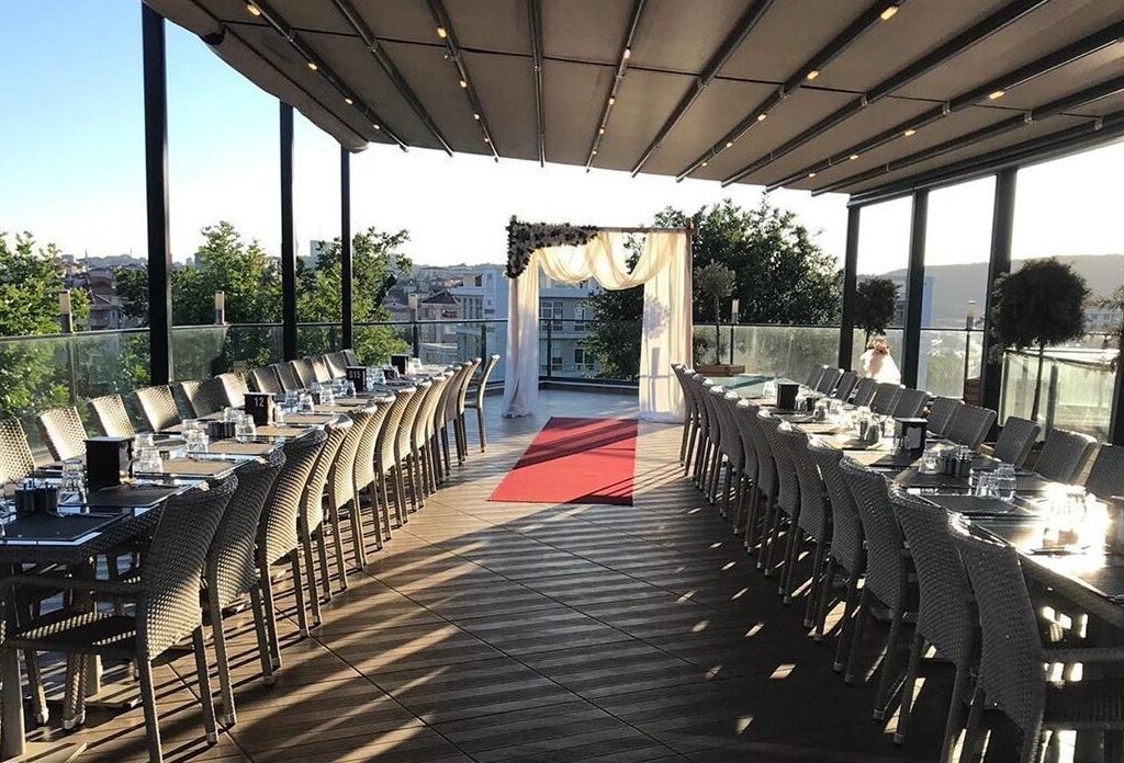 i̇spinoz restaurant & cafe