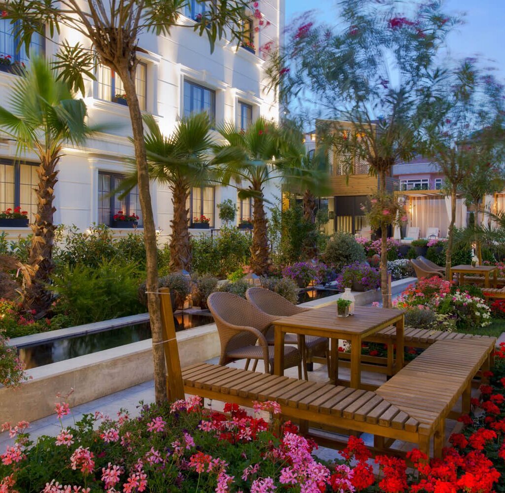 sura design hotel & suites