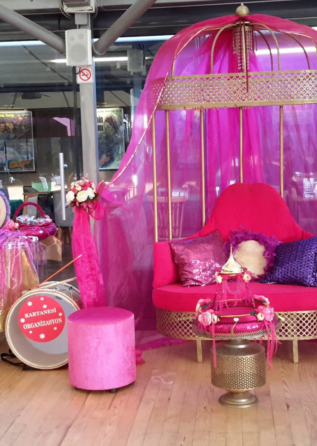 antrakt cafe restaurant