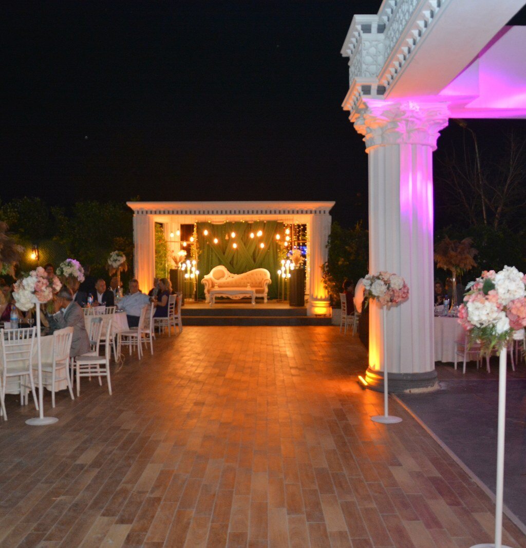 the-garden-otantik-kir-dugunu-ve-balo