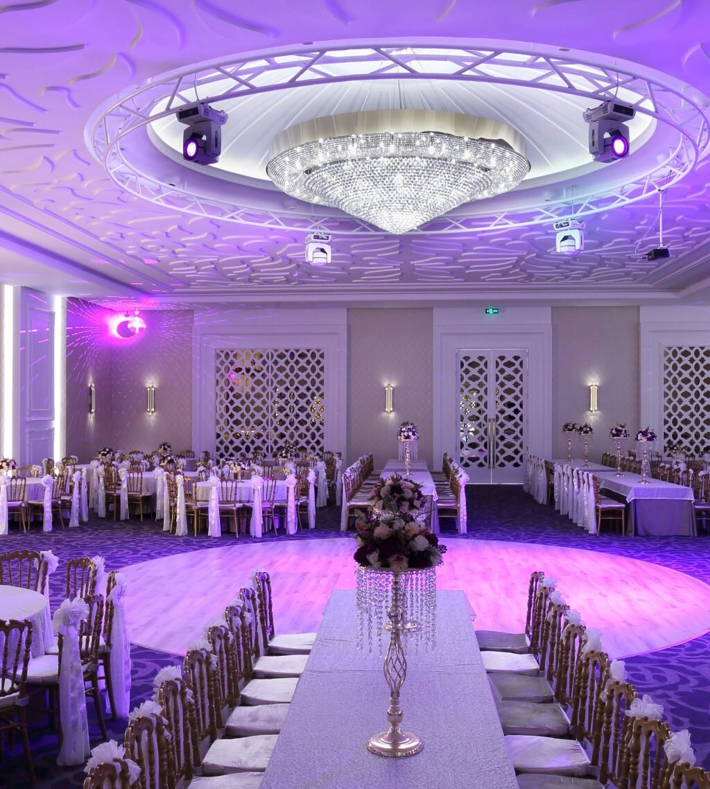 queen wedding convention hall