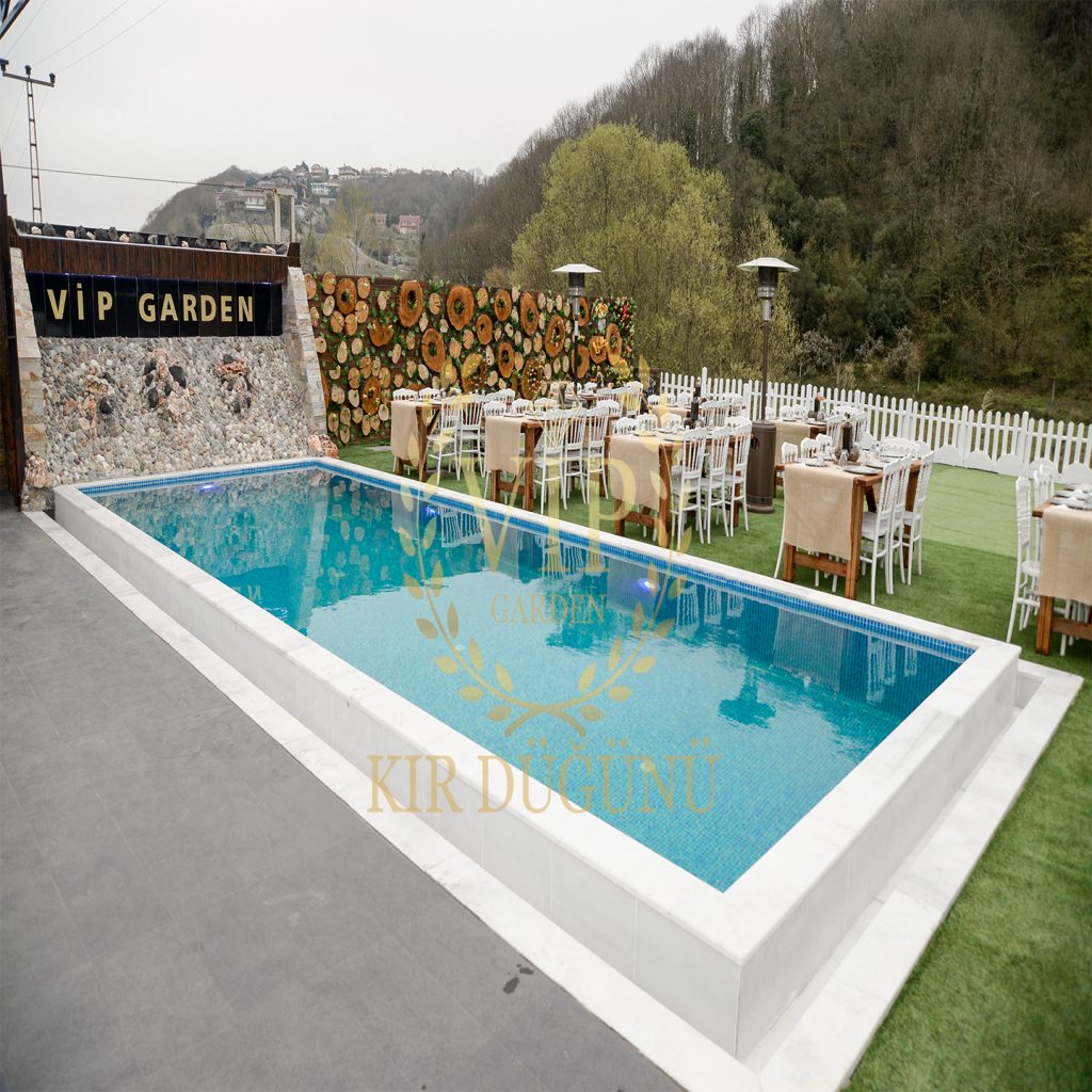 Vip Garden Havuz Başı Kır Düğünü