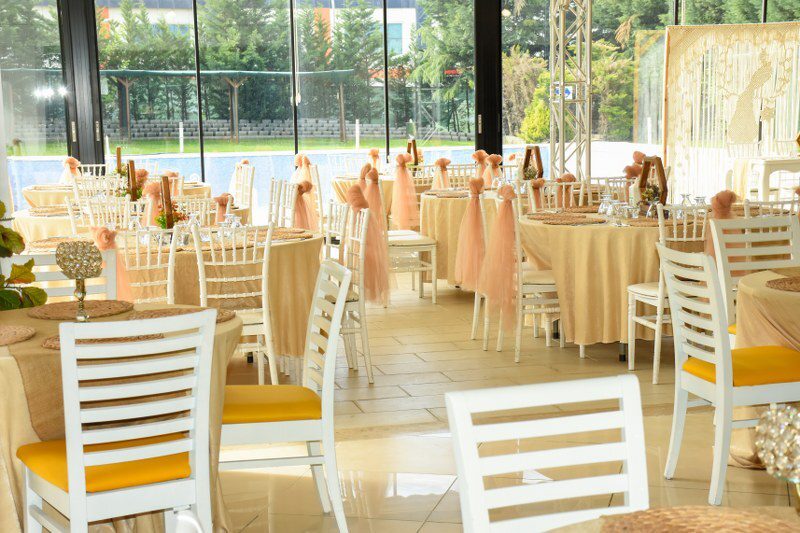 poolside bahçeşehir