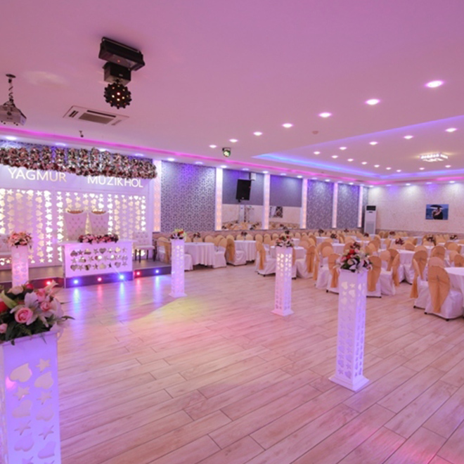 geniş katılımlı davetler i̇çin adana düğün salonları