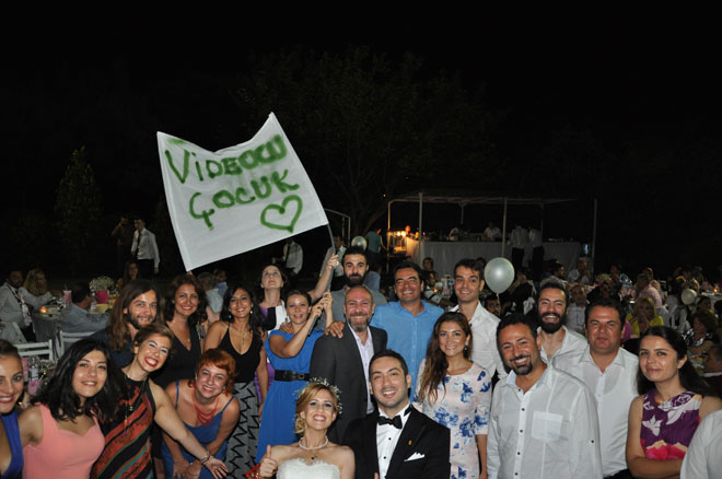 sinema temalı bir düğün ve filmin en güzel sahnesinde: yonca ve hakan