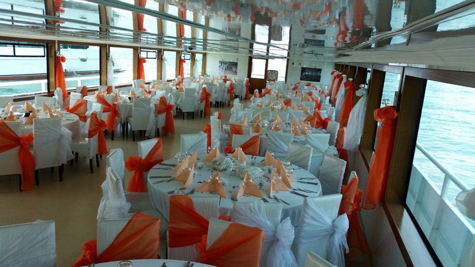 uçarsu gezi tekneleri